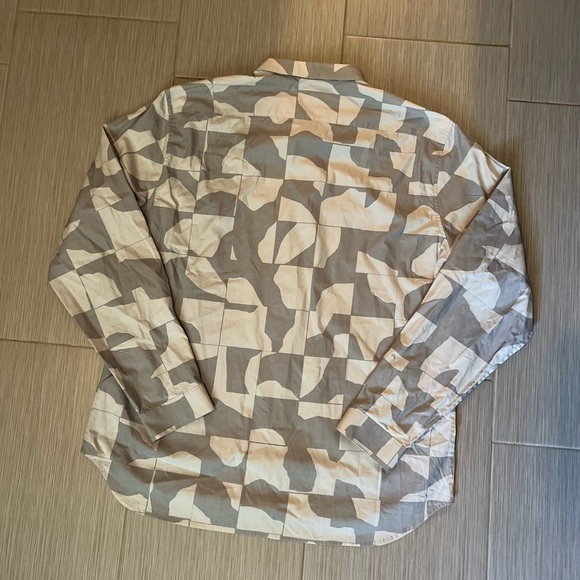 Theory Stephan Negative Print Button Front Long Sleeve Shirt - Picture 4 of 4